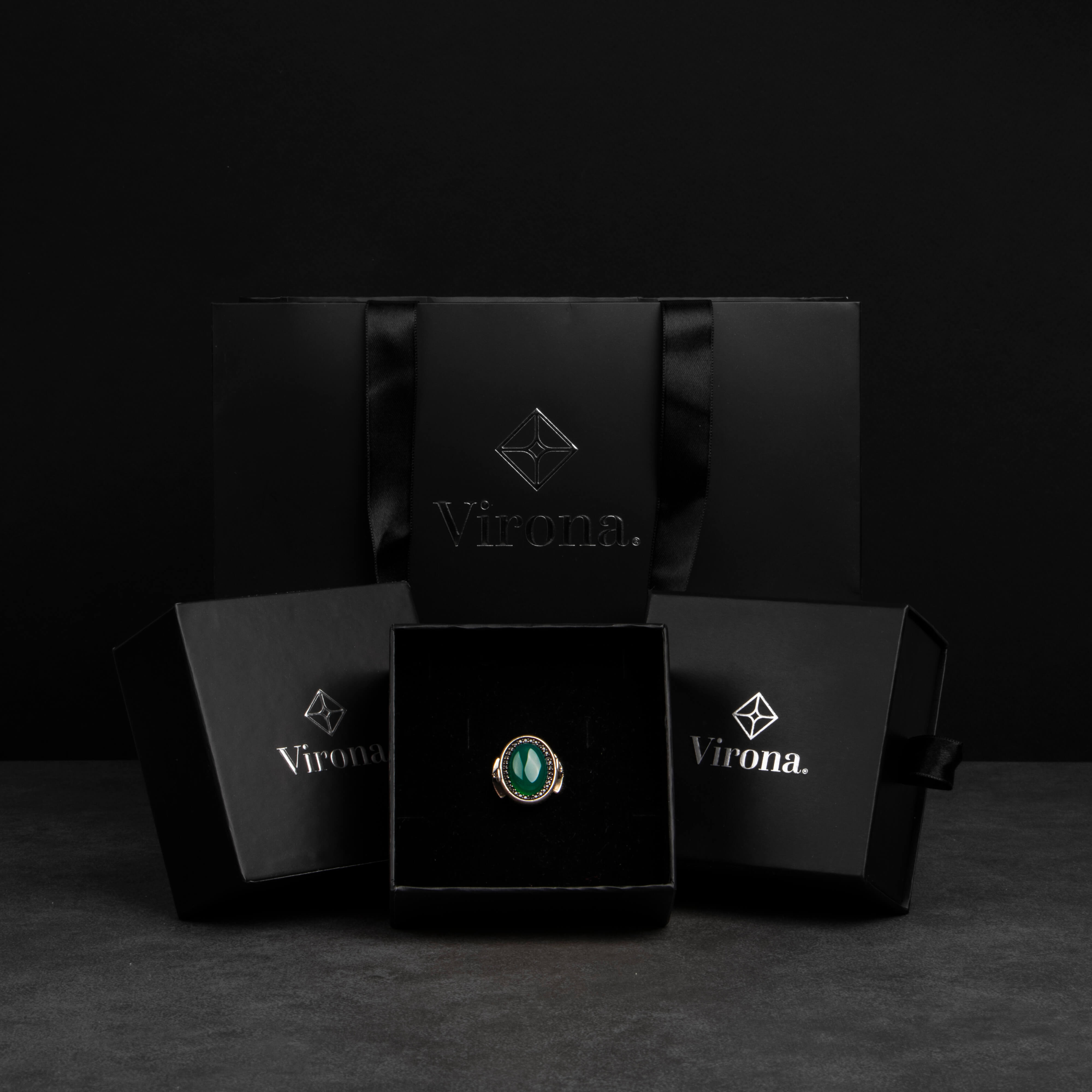 Sterling Silver Men's Ring with Green Agate Stone