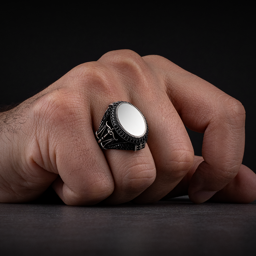 Men’s Sterling Silver Ring with Scale Engraving