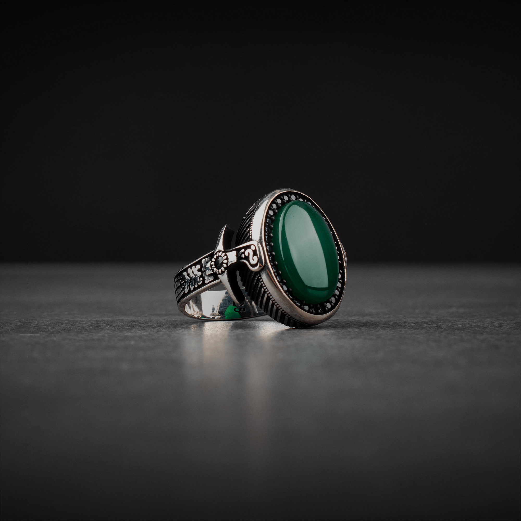 Sterling Silver Men's Ring with Green Agate Stone