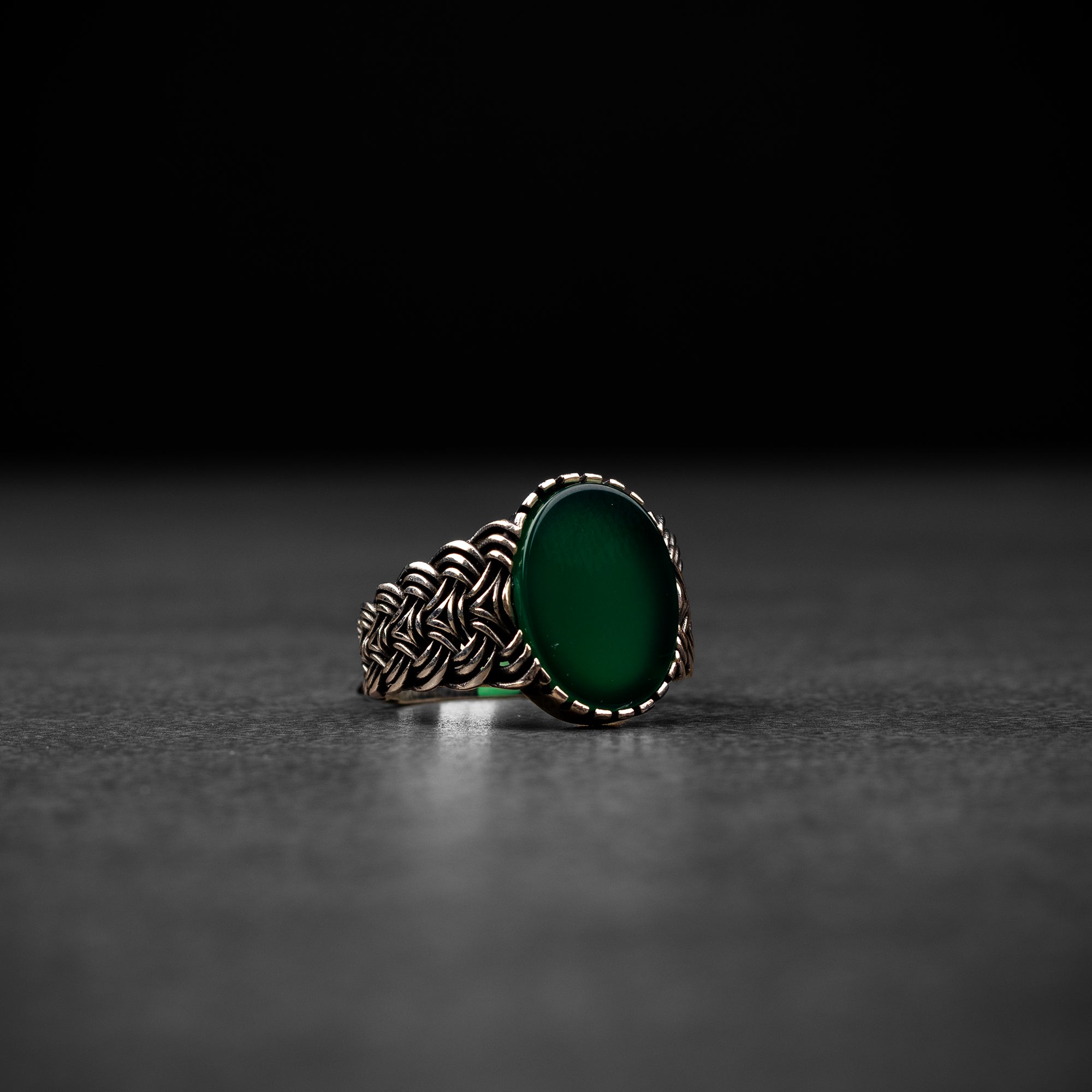 Men's silver ring decorated with green agate stone