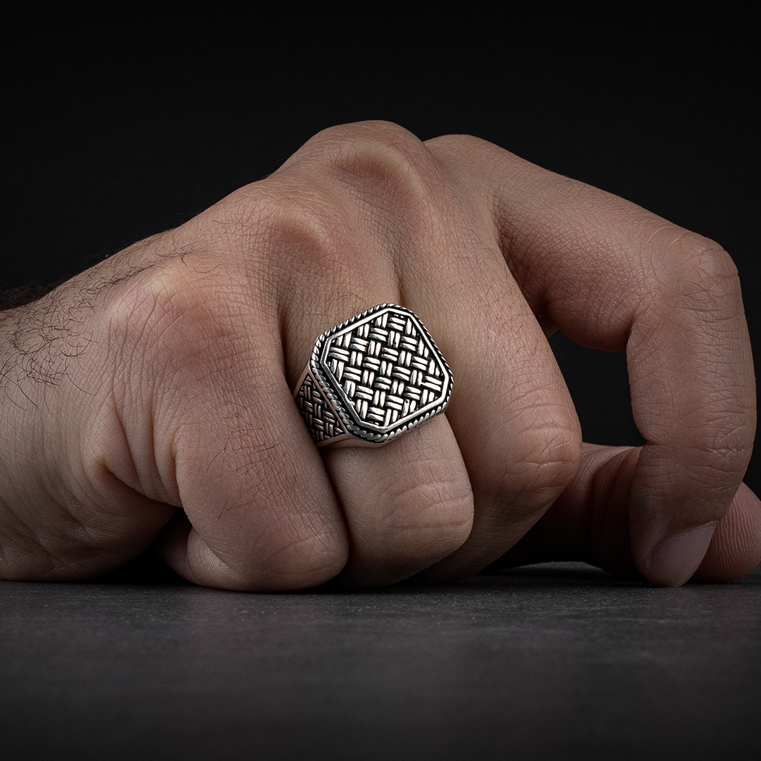 Men’s Sterling Silver Ring with Chain Design