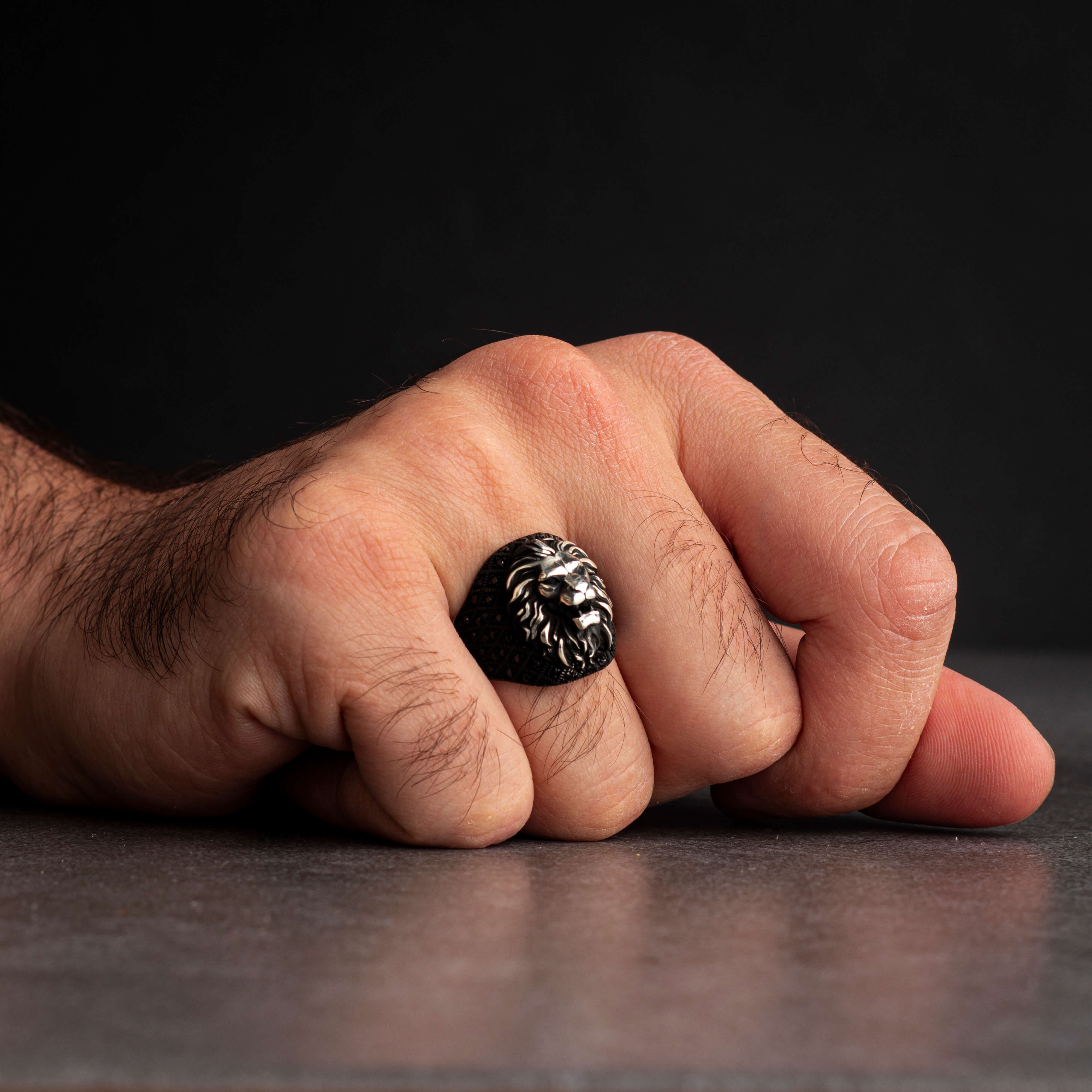 Men’s Sterling Silver Ring with Lion’s Roar Design